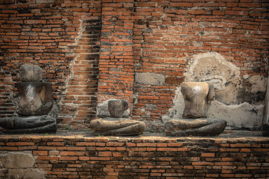 Ayutthaya历史公园的佛老THAILANDRu图片