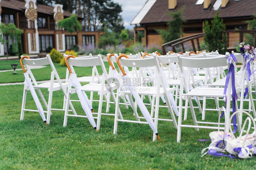 婚礼仪式装饰椅子图片