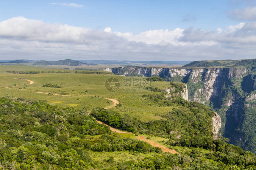巴西南卡姆巴拉南里奥格兰德福塔莱萨峡谷周围图片