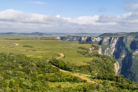 巴西南卡姆巴拉南里奥格兰德福塔莱萨峡谷周围图片