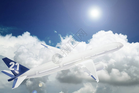 飞机在蓝色多云的天空中飞行图片