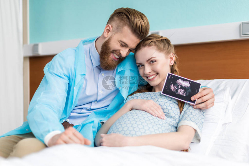 孕妇与丈夫图片