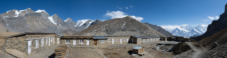 尼泊尔索隆拉通过基地图片