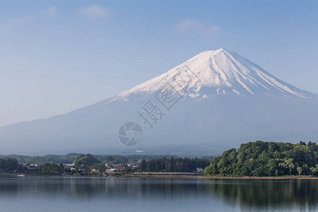 富士山和川口子湖在秋图片