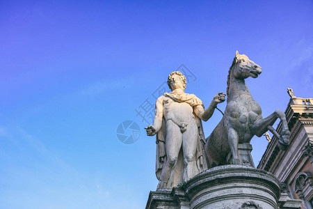 罗马意大利卡斯托尔和波卢斯雕像图片