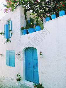 希腊传统的街道和门窗建筑结构详图片