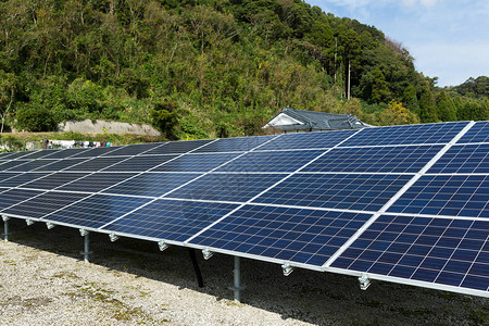 日本太阳能电池板图片