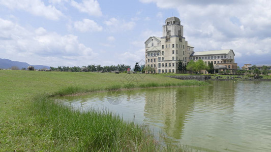 最美大学台东华大学背景