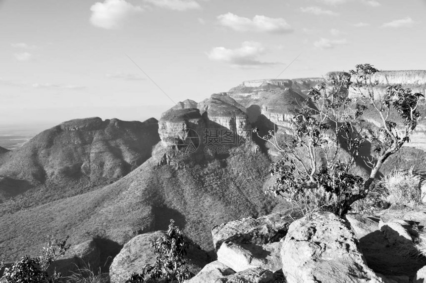 非洲南部布丽德河峡谷岩和图片