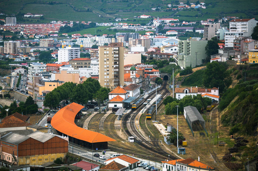 葡萄牙北部PesodaRegua火图片