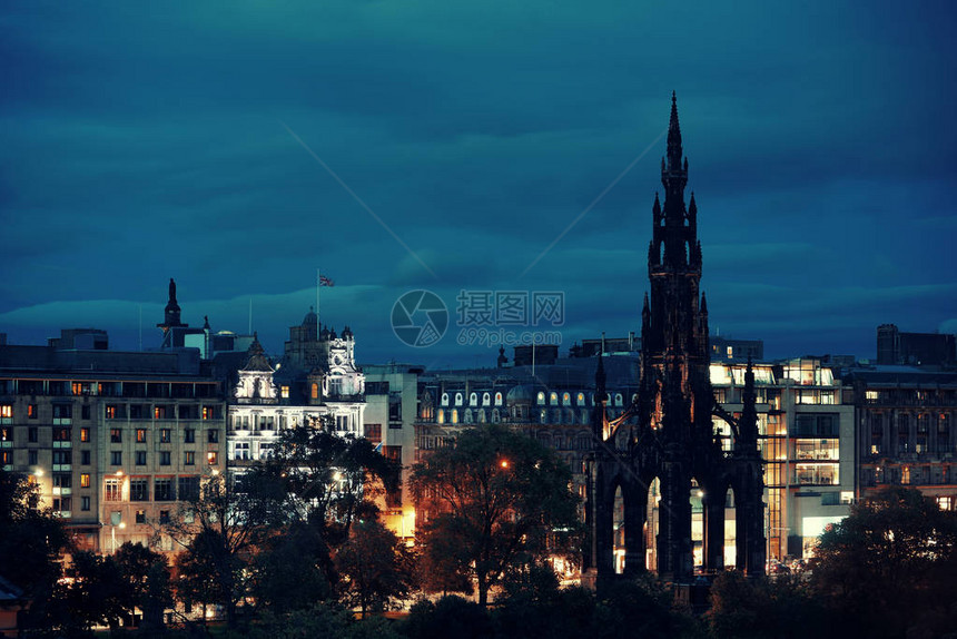 爱丁堡市风景与斯科特纪念碑图片