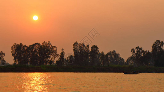 亚洲湄公河日落场景图片