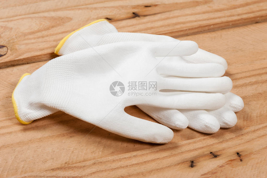 白色抗静态手套抗静态手套会减少静电量图片