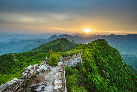 万里长城箭口荒原段背景图片