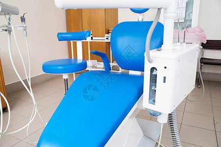 牙科诊所椅子的照片图片