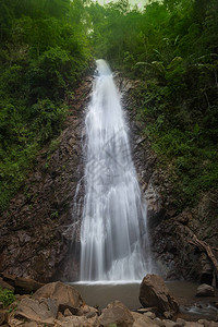 泰国美丽的瀑布坤功瀑布图片