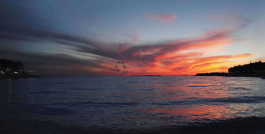 海上夕阳红图片