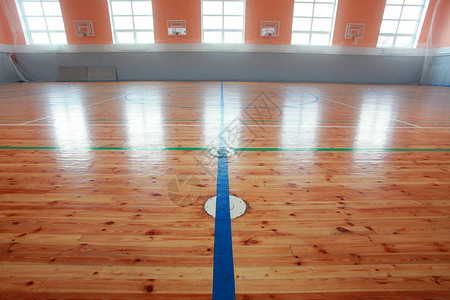 室内篮球场大厅图片