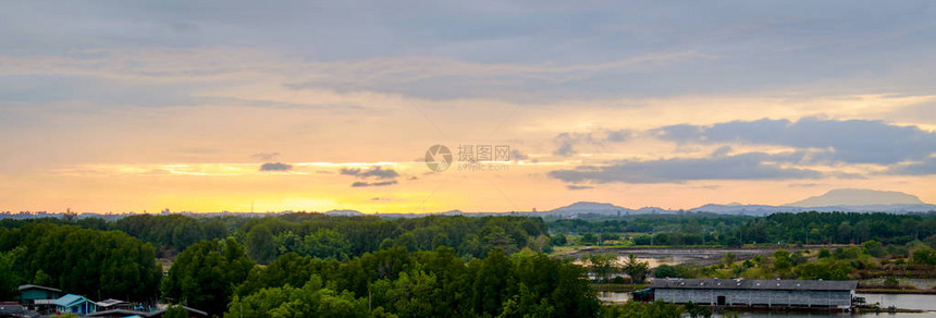 泰国农村日落背景的美景全风云多图片