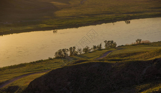 哈萨克斯坦伊利河春图片