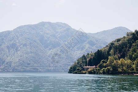 意大利科莫湖上风景图片