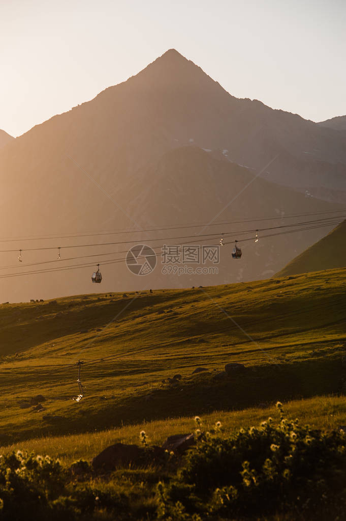 夏季在瓜达里滑雪度假胜地Gu图片