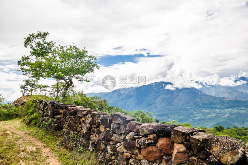 巴里查拉对卡米诺真实安第斯山脉景观的看法图片