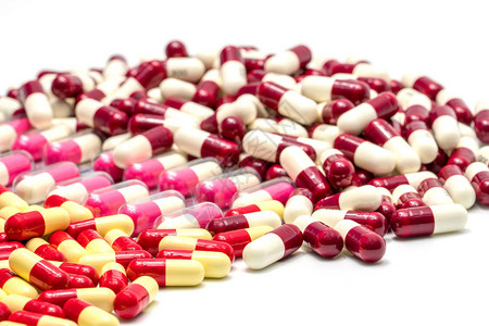 五颜六色的抗生素药胶囊丸耐药概念图片