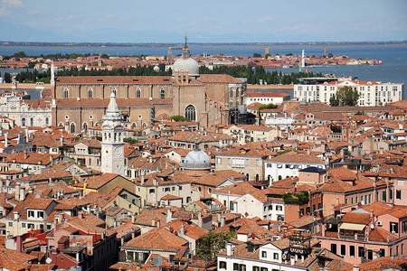 威尼斯是一个水上城市图片