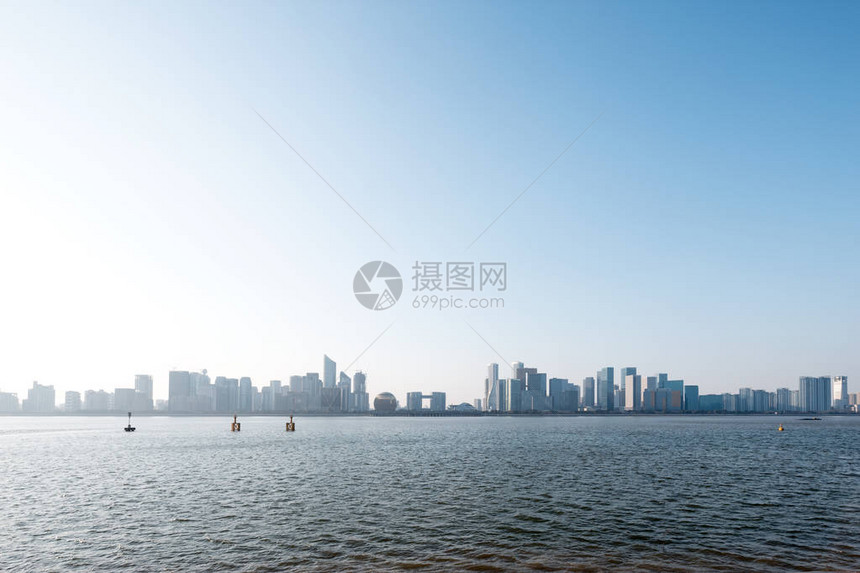 清净水和杭州建江城市风景图片