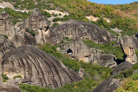 希腊Thessalia的Meteora岩石修背景图片