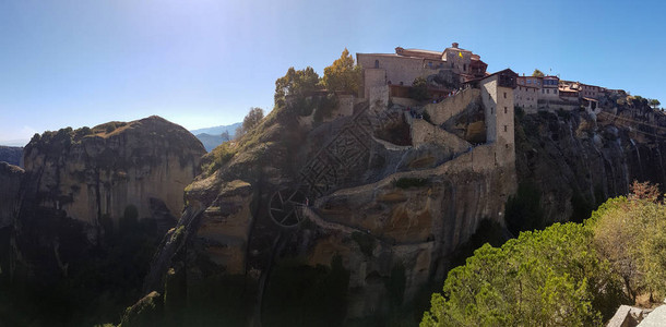 希腊Meteora岩石修道院建筑群Varlaa图片