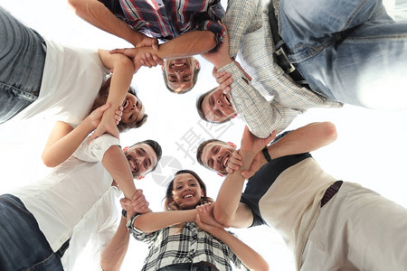 商业界人士在合作中串联一手的快乐团体图片