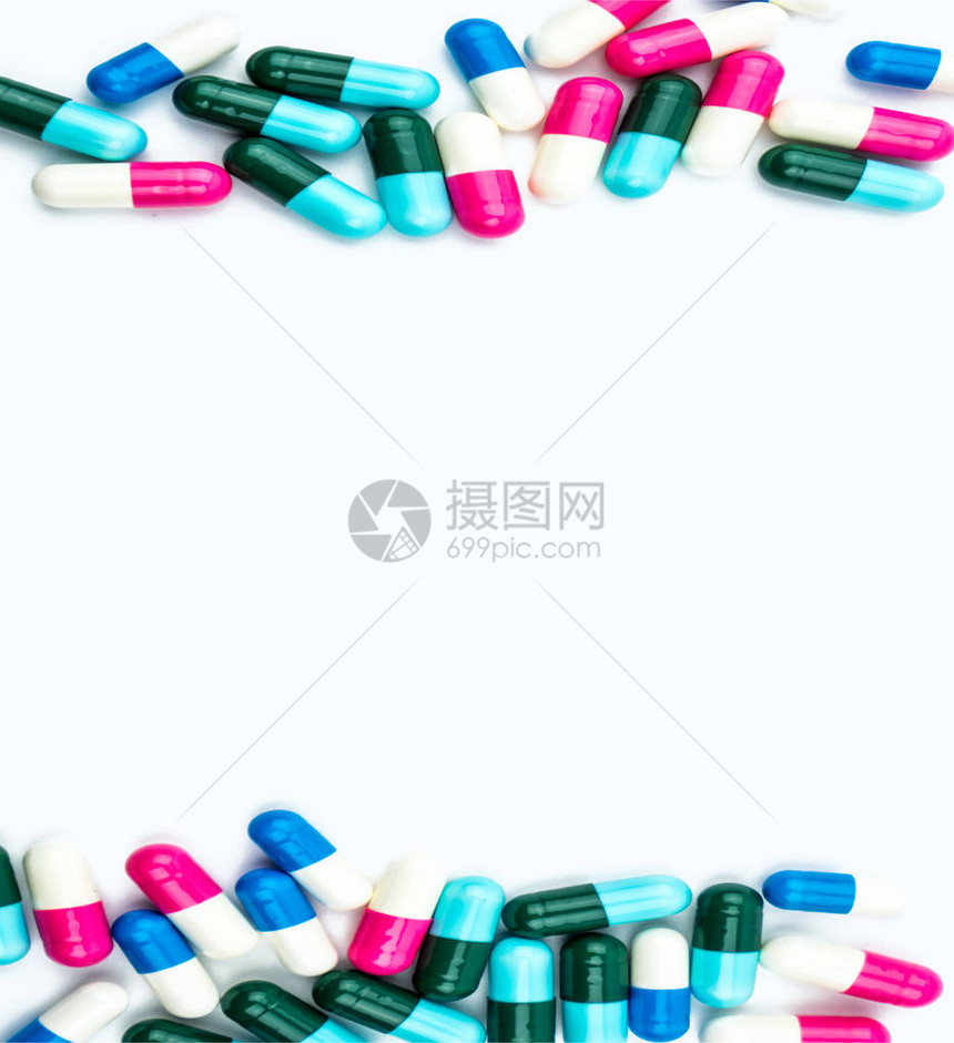 五颜六色的抗生素胶囊丸隔离在白色背景与复制空间耐药合理使用抗生素药物健康政策和图片