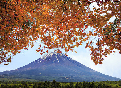 日本河口湖日出时的秋天富士山富士山图片