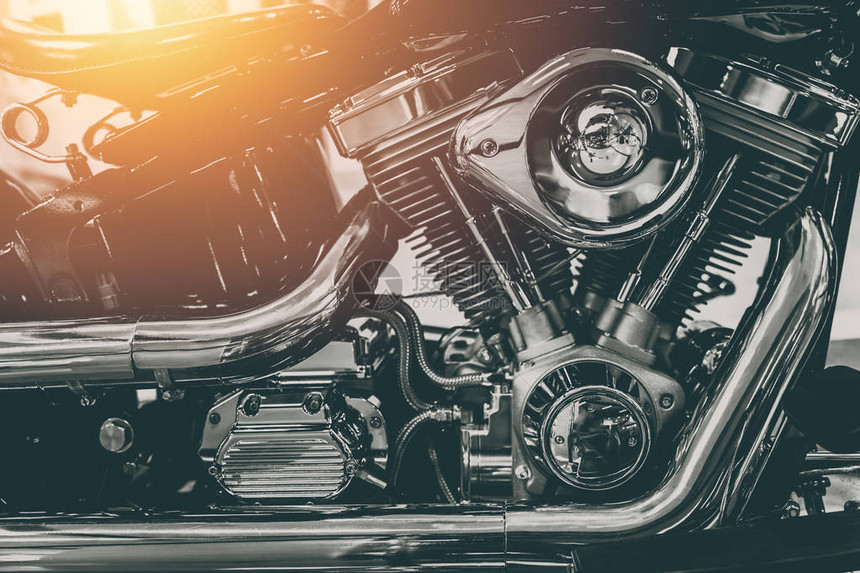 复古摩托车发动机闪亮铬艺术摄影图片