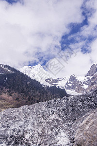 梅雪山也知道作为Kawa卡瓦格博峰位于云南公关高清图片