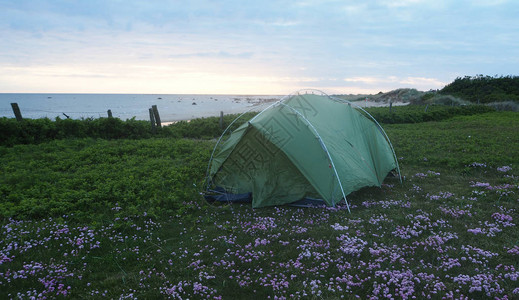 瑞典野外露营图片
