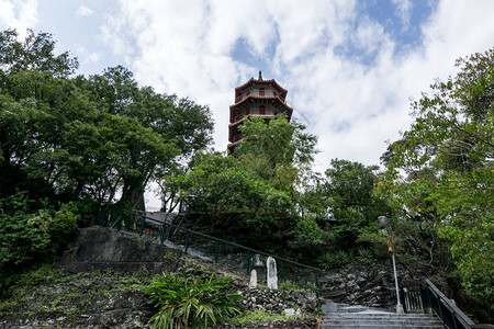 塔和周边山丘的Taroko高清图片