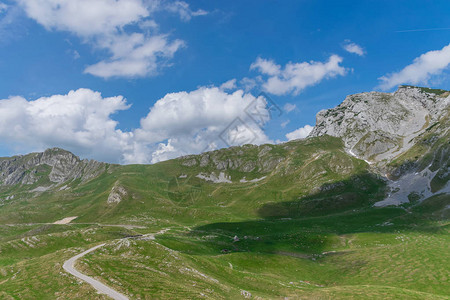 黑山Durmitor公园山间图片