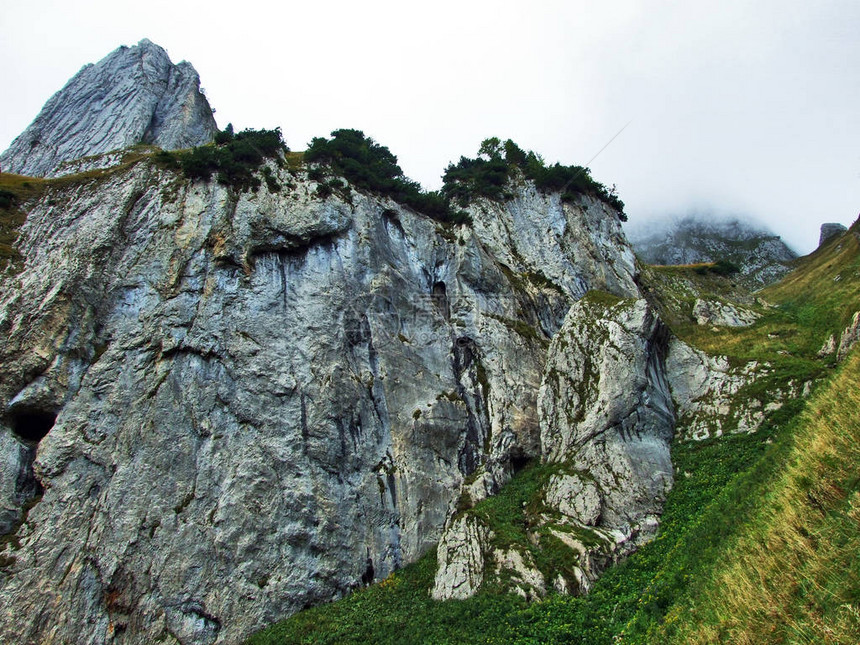 瑞士阿彭策尔内诺罗登州阿尔普斯坦山群图片