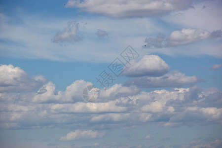 蓝天白云拍摄图片