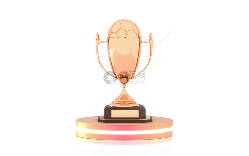 奖杯与足球在白色背景上孤立的讲台上优胜者杯和足球闪亮的奖杯与足球的木架子上图片