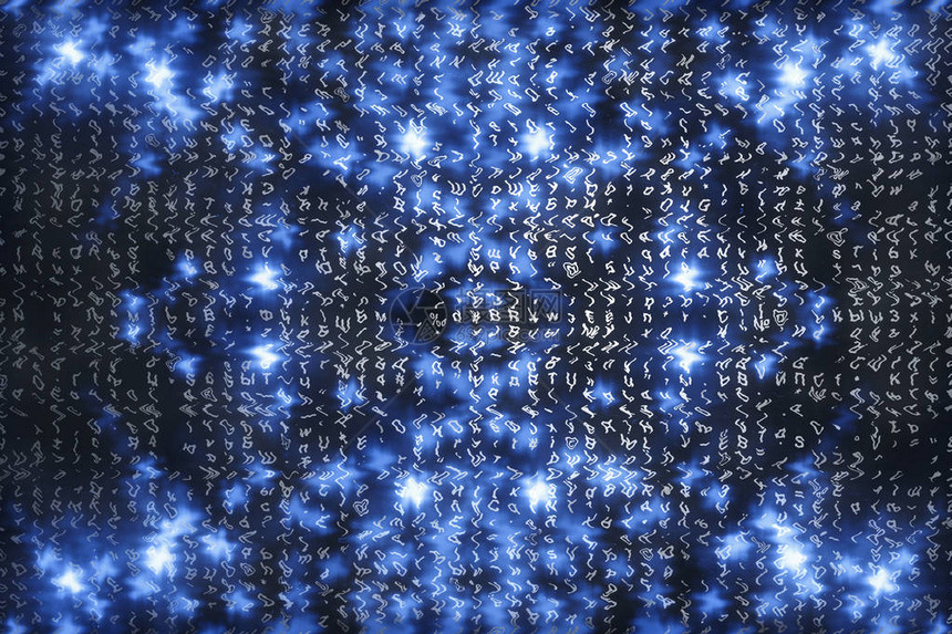 蓝色矩阵数字背景抽象的网络空间概念倒地来自符号流的矩阵虚拟现实设计复杂的算法数据黑客图片
