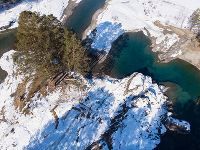 Altai山区冬季蓝图片