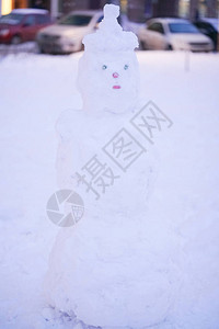 时尚的快乐雪人与无名的雪人一图片