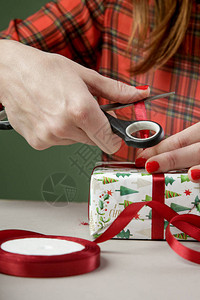 包裹圣诞礼物冬季假期送礼季图片