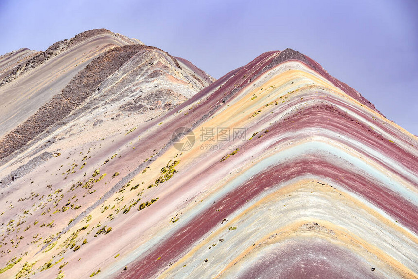 维尼库纳云弓山的自然颜色图片