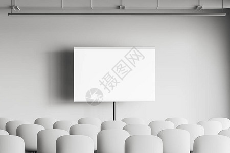 在现代办公室或教室里用白色的墙壁和一排的白色椅子模拟投影屏幕图片