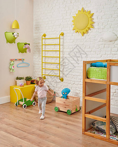 装饰婴儿房间角落风格的玩具图片